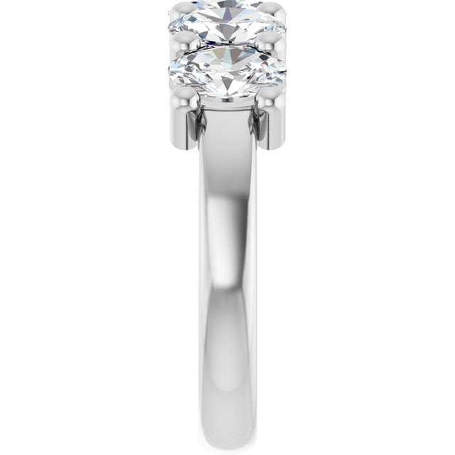Natural Diamond | Oval | 6 x 4mm | Lab-Grown Diamond | Oval | 6 x 4mm