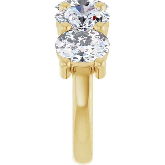 Natural Diamond | Oval | 8 x 6mm | Lab-Grown Diamond | Oval | 8 x 6mm