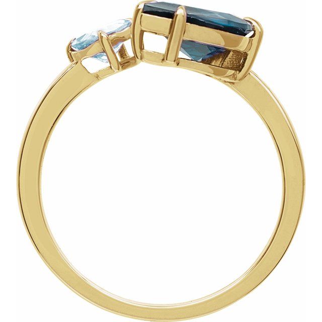 Natural London Blue Topaz | Pear | 10 x 7mm