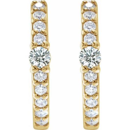 Natural Diamond | Round | 2mm :: 1/6 Ctw