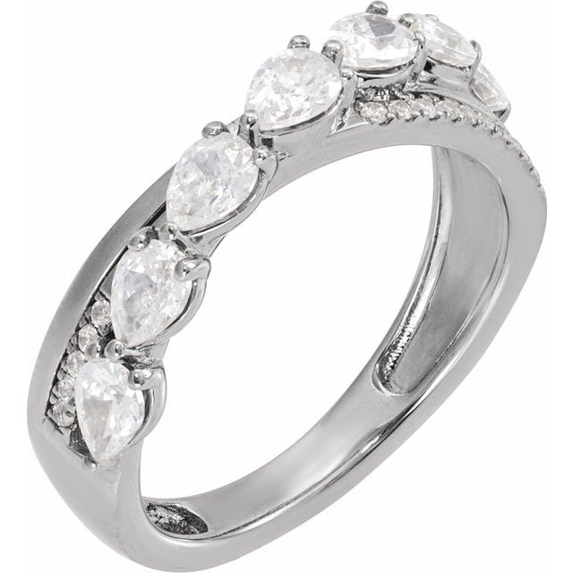 Natural Diamond | Pear | 4 x 3mm | Lab-Grown Diamond | Pear | 4 x 3mm
