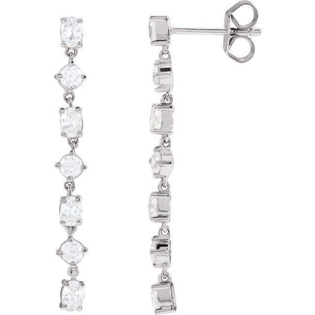 Lab-Grown Diamond | Oval | 3.2 x 2.3mm