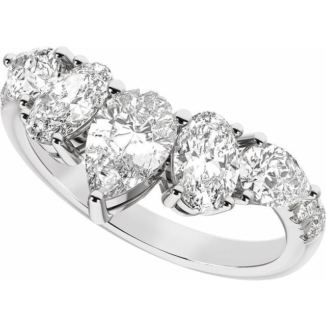 Lab-Grown Diamond | Pear | 7.75 x 4.65mm
