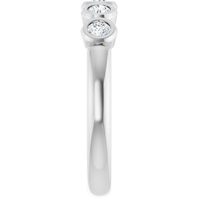 Natural Diamond | Round | 2.5mm | Lab-Grown Diamond | Round | 2.5mm