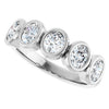 Natural Diamond | Oval | 4.5 x 3.5mm | Lab-Grown Diamond | Oval | 4.5 x 3.5mm