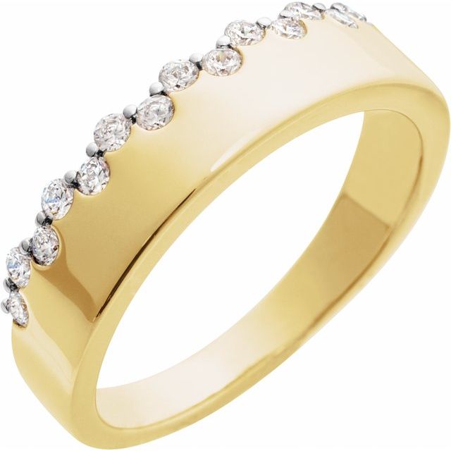 Natural Diamond Crest Ring