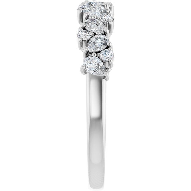 Natural Diamond | Pear | 2.9 x 1.9mm | Lab-Grown Diamond | Pear | 2.9 x 1.9mm