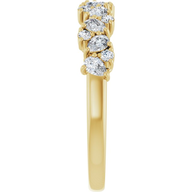 Natural Diamond | Pear | 2.9 x 1.9mm | Lab-Grown Diamond | Pear | 2.9 x 1.9mm