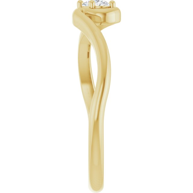 126993 / Ring / Set / 14K Yellow / Lab-Grown Diamond / Oval / 4 X 3 Mm / Polished / 1/6 Ct Lab-Grown Diamond Freeform Solitaire Ring