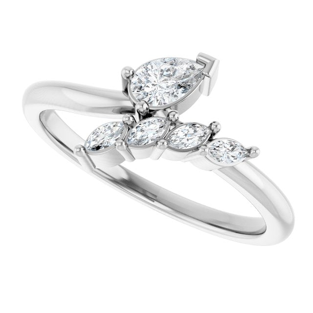 Natural Diamond | Pear | 5 x 3mm | Lab-Grown Diamond | Pear | 5 x 3mm