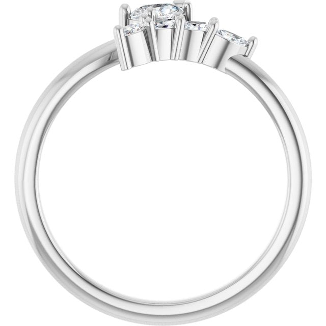 Natural Diamond | Pear | 5 x 3mm | Lab-Grown Diamond | Pear | 5 x 3mm