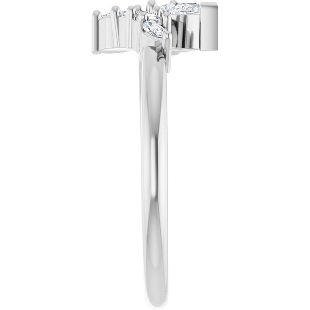 Natural Diamond | Pear | 5 x 3mm | Lab-Grown Diamond | Pear | 5 x 3mm