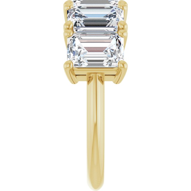 Lab-Grown Diamond | Emerald | 7 x 5mm