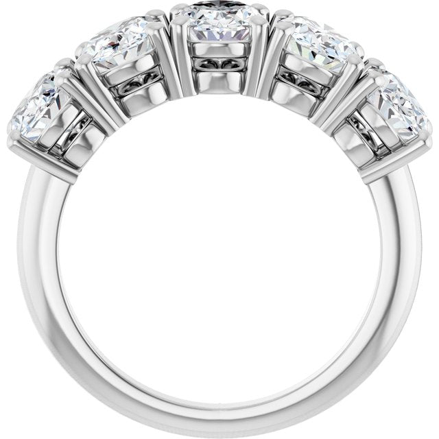 Lab-Grown Diamond | Oval | 7 x 5mm