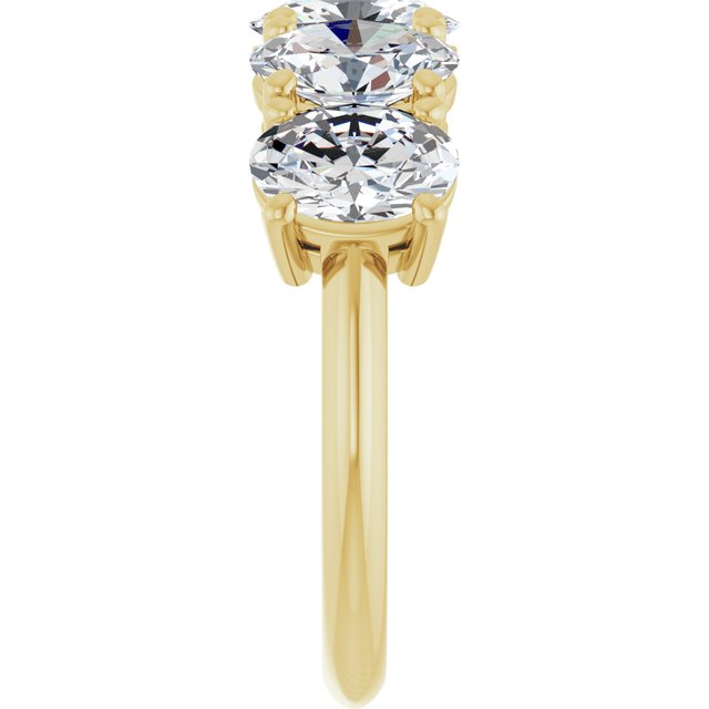 Lab-Grown Diamond | Oval | 7 x 5mm
