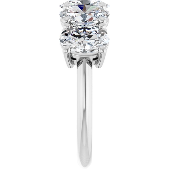 Lab-Grown Diamond | Oval | 7 x 5mm