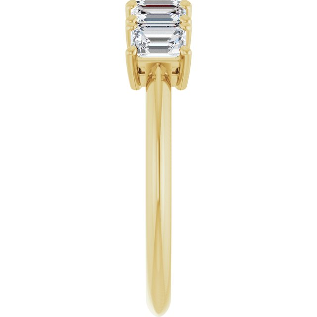 Lab-Grown Diamond | Emerald | 4 x 3mm