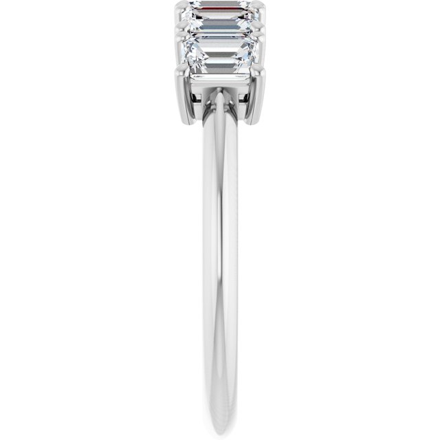 Lab-Grown Diamond | Emerald | 4 x 3mm