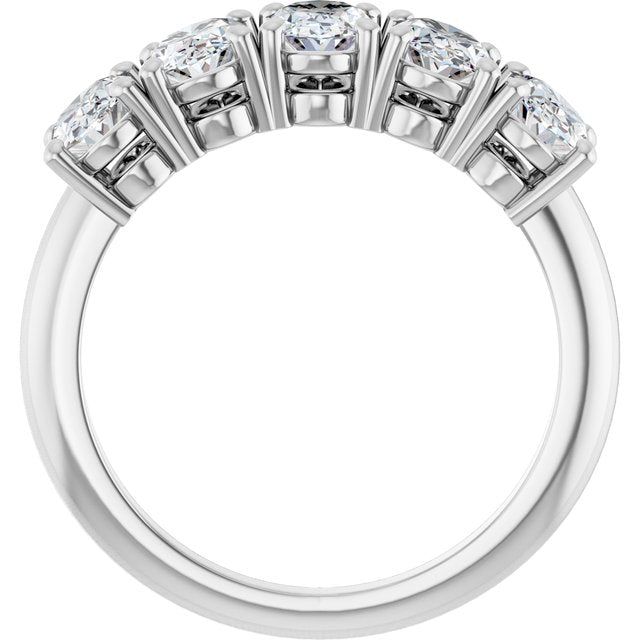 Natural Diamond | Oval | 6 x 4mm | Lab-Grown Diamond | Oval | 6 x 4mm