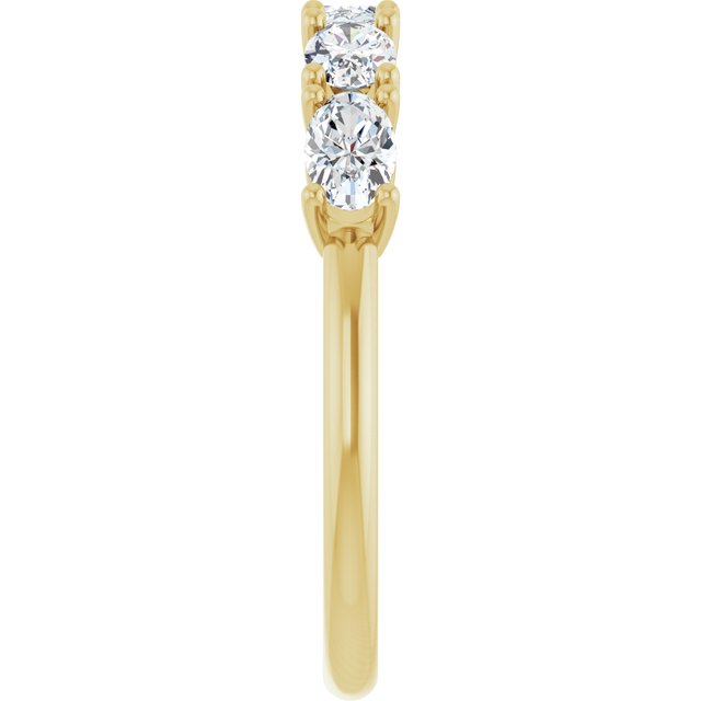 Natural Diamond | Oval | 5 x 3mm | Lab-Grown Diamond | Oval | 5 x 3mm