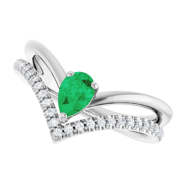Lab-Grown Emerald | Pear | 6 x 4mm