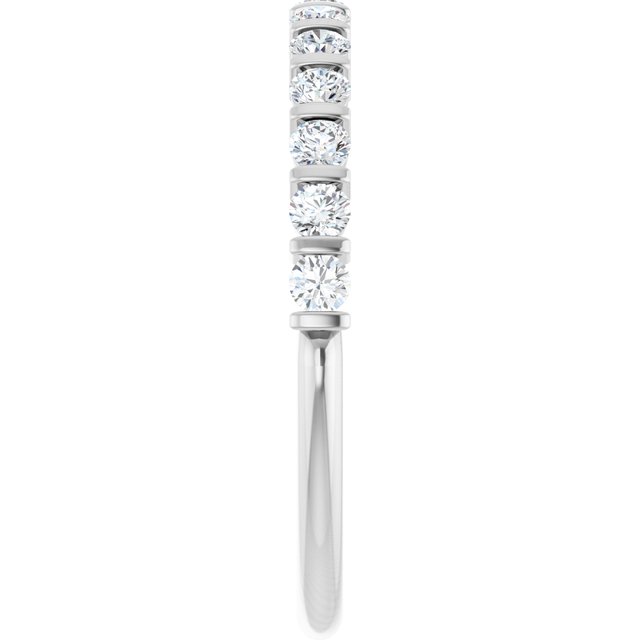 Lab-Grown Diamond | Round | 2mm