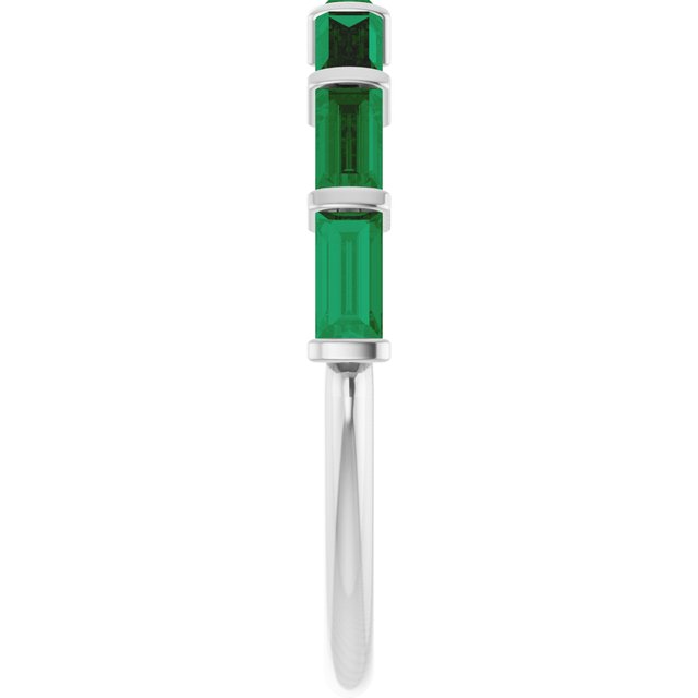Natural Green Emerald | Straight baguette | 4 x 2mm | Lab-Grown Green Emerald | Straight baguette | 4 x 2mm