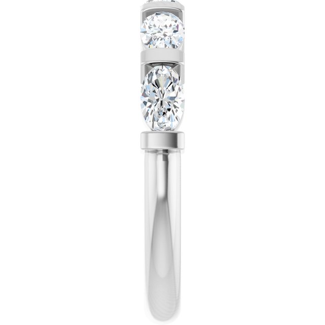 Natural Diamond | Oval | 5 x 3mm | Lab-Grown Diamond | Oval | 5 x 3mm