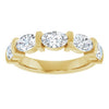 Natural Diamond | Oval | 6 x 4mm | Lab-Grown Diamond | Oval | 6 x 4mm