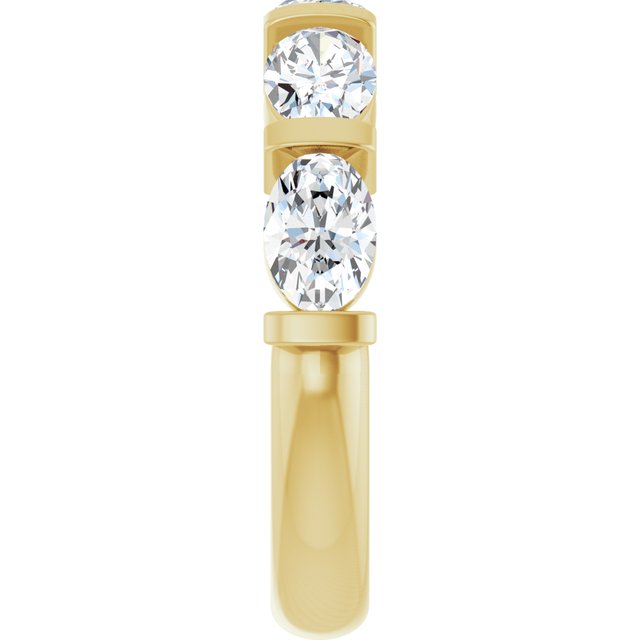 Natural Diamond | Oval | 6 x 4mm | Lab-Grown Diamond | Oval | 6 x 4mm