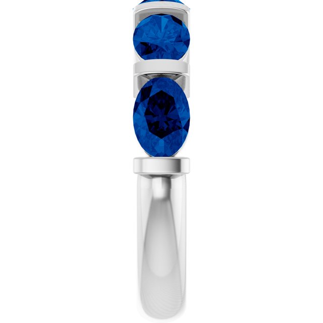 Natural Blue Sapphire | Oval | 6 x 4mm | Lab-Grown Blue Sapphire | Oval | 6 x 4mm