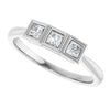 Natural Diamond | Square | 2.5 x 2.5mm | Natural Diamond | Square | 2.75 x 2.75mm | Lab-Grown Diamond | Square | 2.5 x 2.5mm | Lab-Grown Diamond | Square | 2.75 x 2.75mm