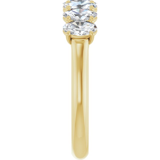 Natural Diamond | Oval | 5 x 3mm | Lab-Grown Diamond | Oval | 5 x 3mm