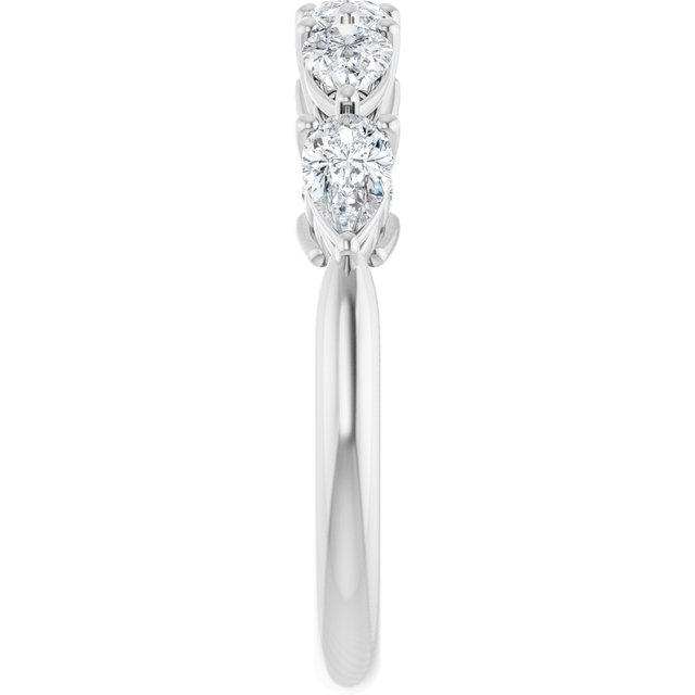 Natural Diamond | Pear | 5 x 3mm | Lab-Grown Diamond | Pear | 5 x 3mm
