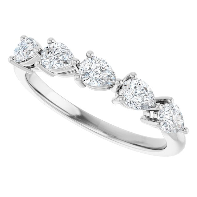 Natural Diamond | Pear | 4 x 3mm | Lab-Grown Diamond | Pear | 4 x 3mm