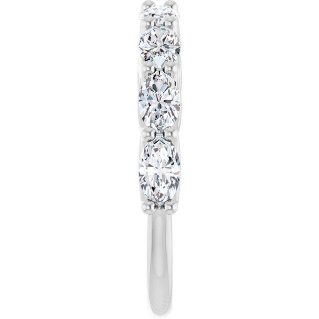 Lab-Grown Diamond | Oval | 5 x 3mm