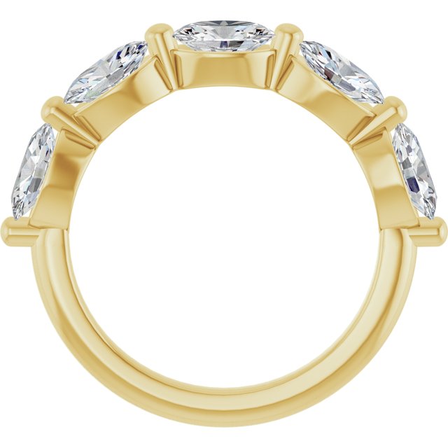 Natural Diamond | Oval | 6 x 4mm | Lab-Grown Diamond | Oval | 6 x 4mm