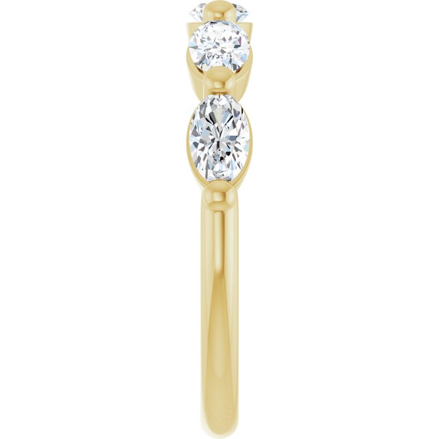 Natural Diamond | Oval | 5 x 3mm | Lab-Grown Diamond | Oval | 5 x 3mm
