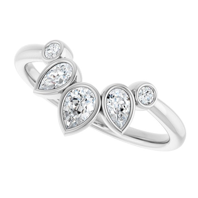 Natural Diamond | Pear | 4.5 x 3mm | Lab-Grown Diamond | Pear | 4.5 x 3mm