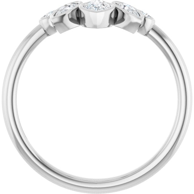 Natural Diamond | Pear | 4.5 x 3mm | Lab-Grown Diamond | Pear | 4.5 x 3mm