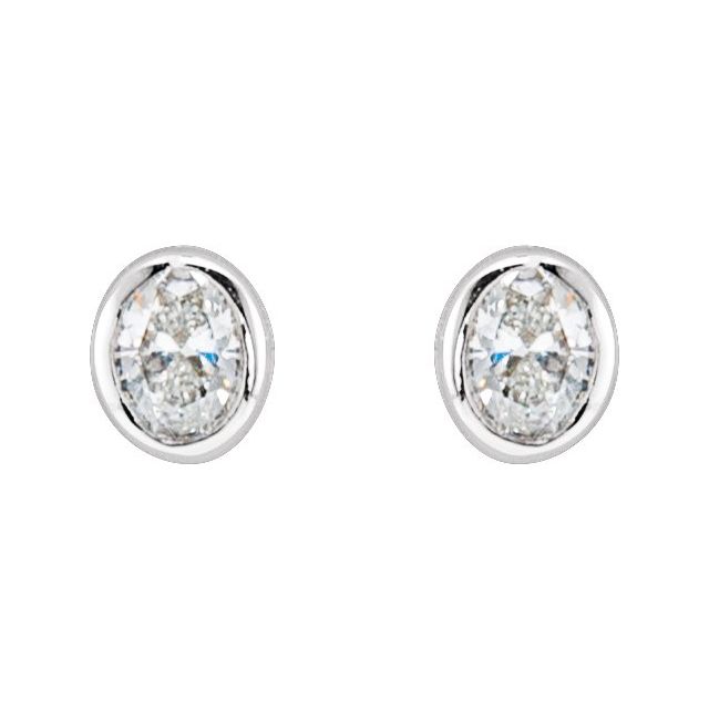 Natural Diamond | Oval | 3 x 2.3mm | Lab-Grown Diamond | Oval | 3 x 2.3mm